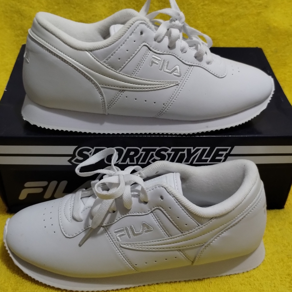 Fila color white